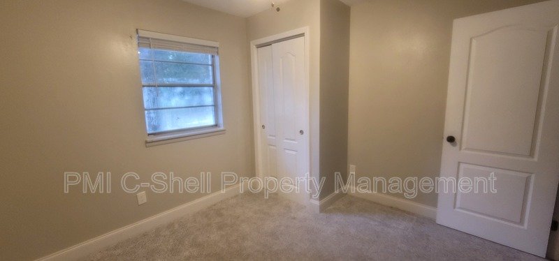 Very Nice 3 Bed 1 Bath Home with Yard property image