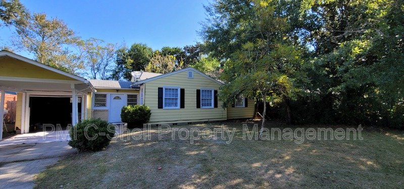 Convenient 3Bedroom 1 Bath Home with Backyard property image